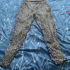 Leopard maternity leggings